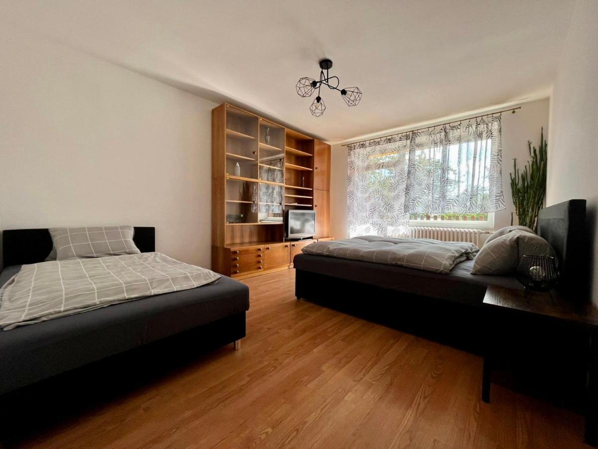 Apartman Cimca Cheb Buitenkant foto
